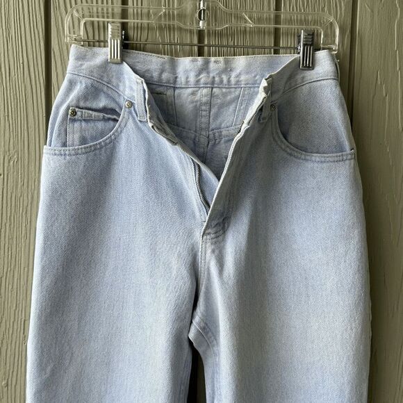 Vintage Lee Union-Made Mom Jeans | USA | Ultra High Rise V-Back | Size 6/8 - Picture 6 of 9